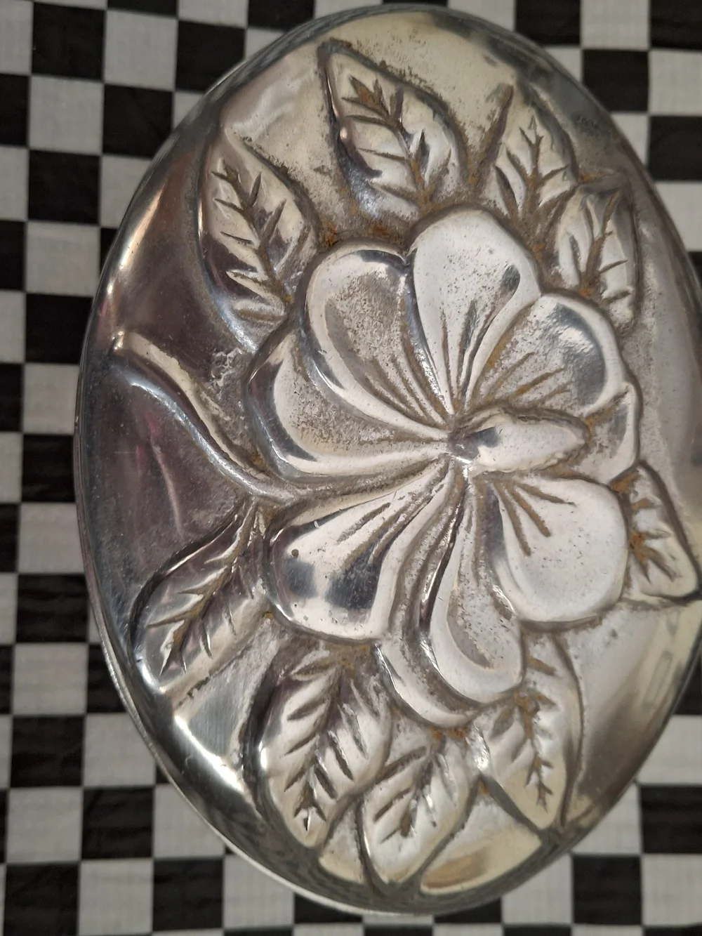 Pewter Floral Embossed Jewelry Trinket Box - Decorative Lidded Organizer
